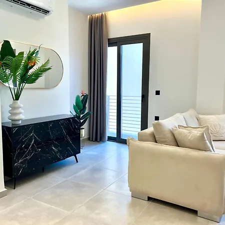 Apartment Triekmo Pyr