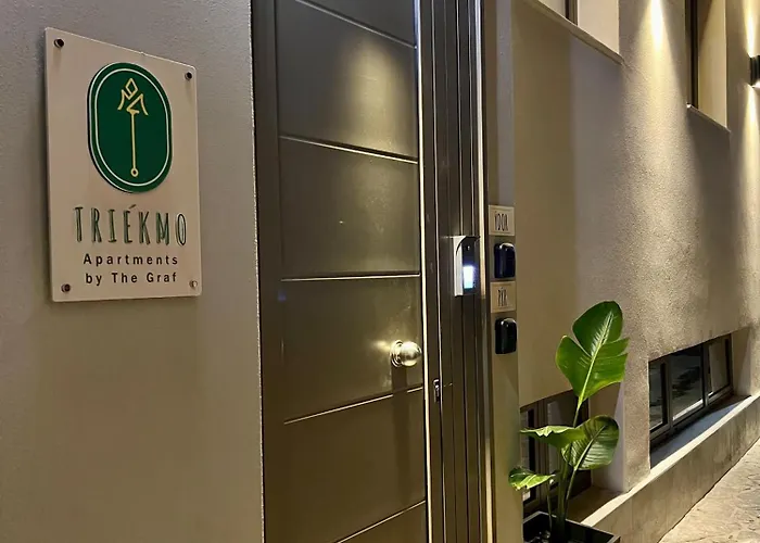 Triekmo Pyr Apartament *